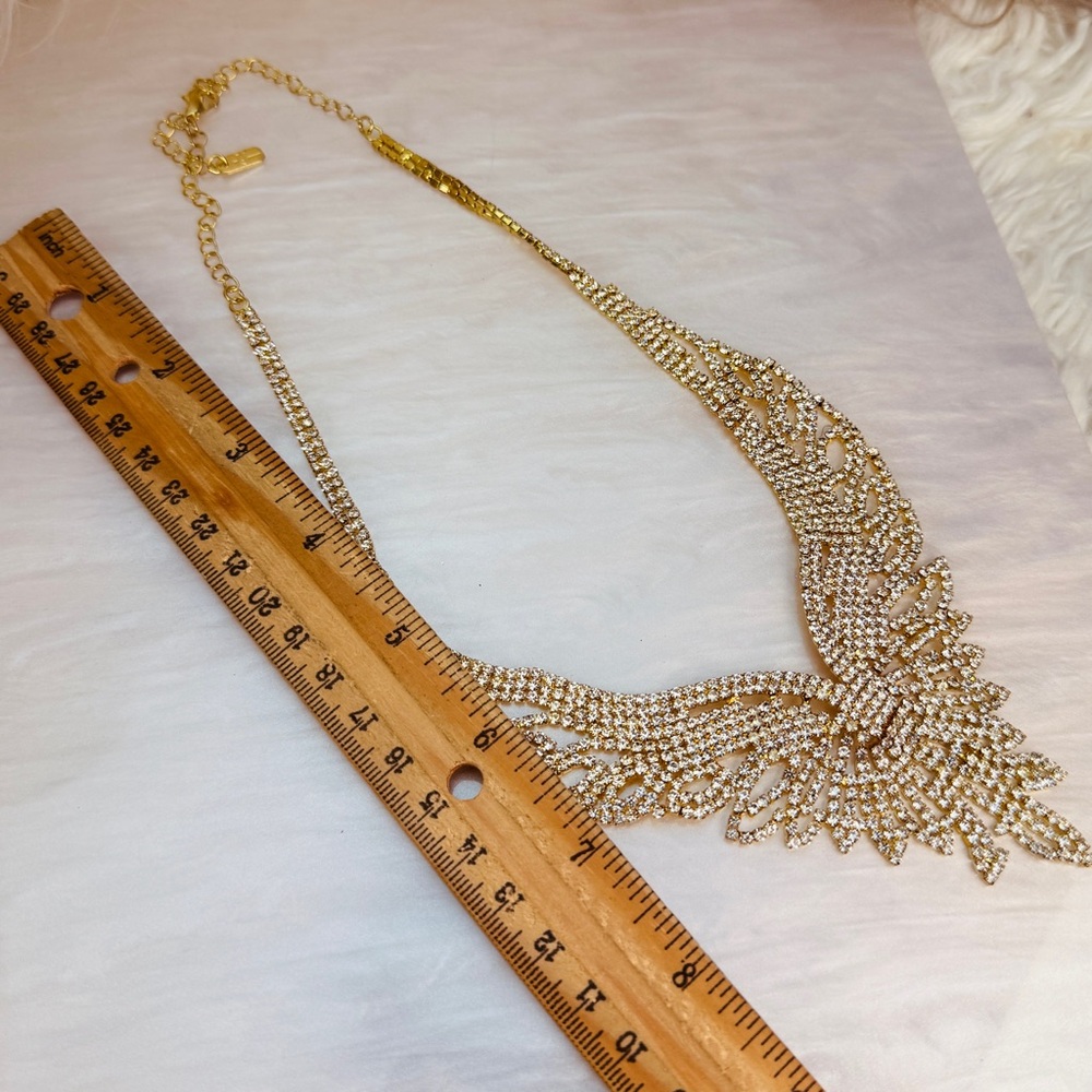 Goldtone bling lightweight statement necklace - Picture 10 of 10